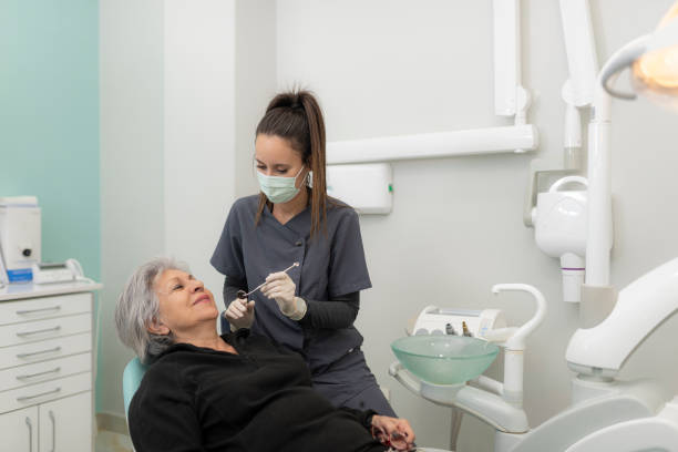 Best Walk-In Emergency Dental Services in Bellwood, IL